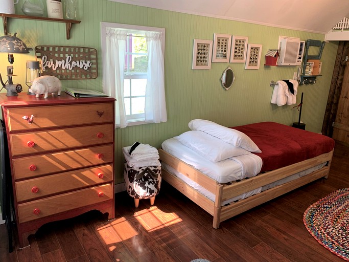 Barns (United States of America, Bryson City, North Carolina)