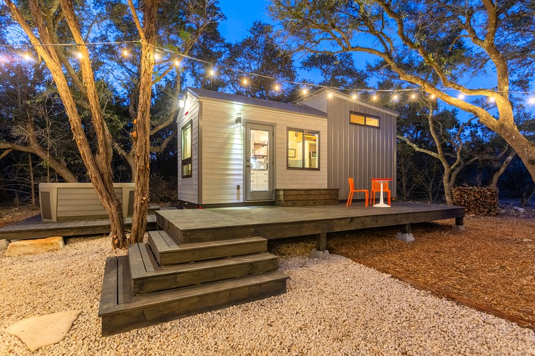 Tiny Houses (Wimberley, Texas, United States) Glamping Texas (with hot tub)!