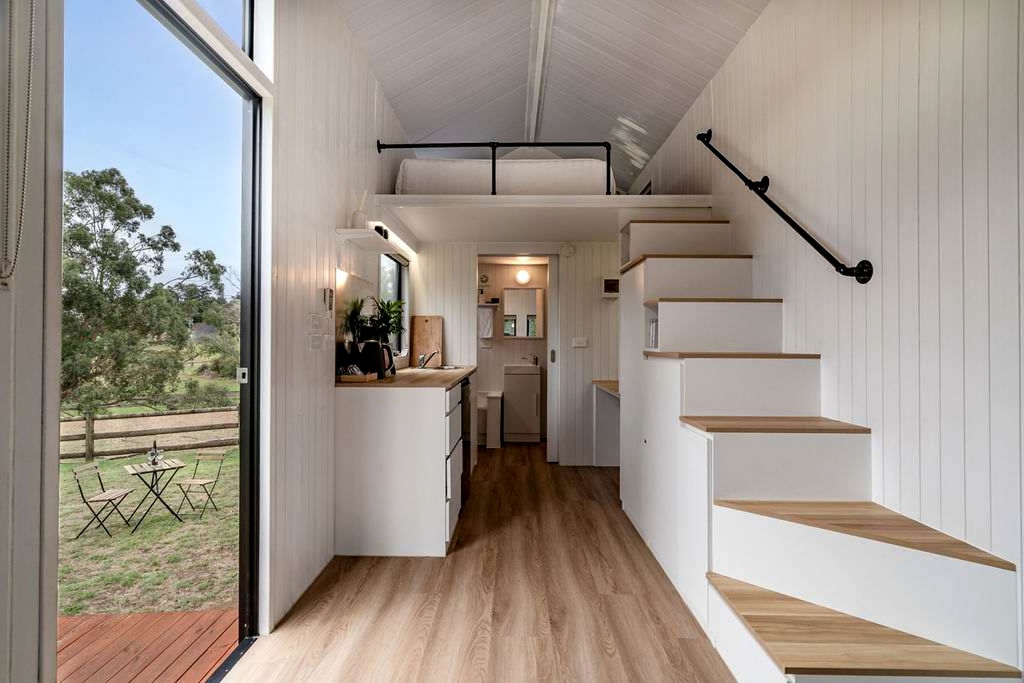 Tiny Glamping on a Farm Stay in Warragul South, Victoria