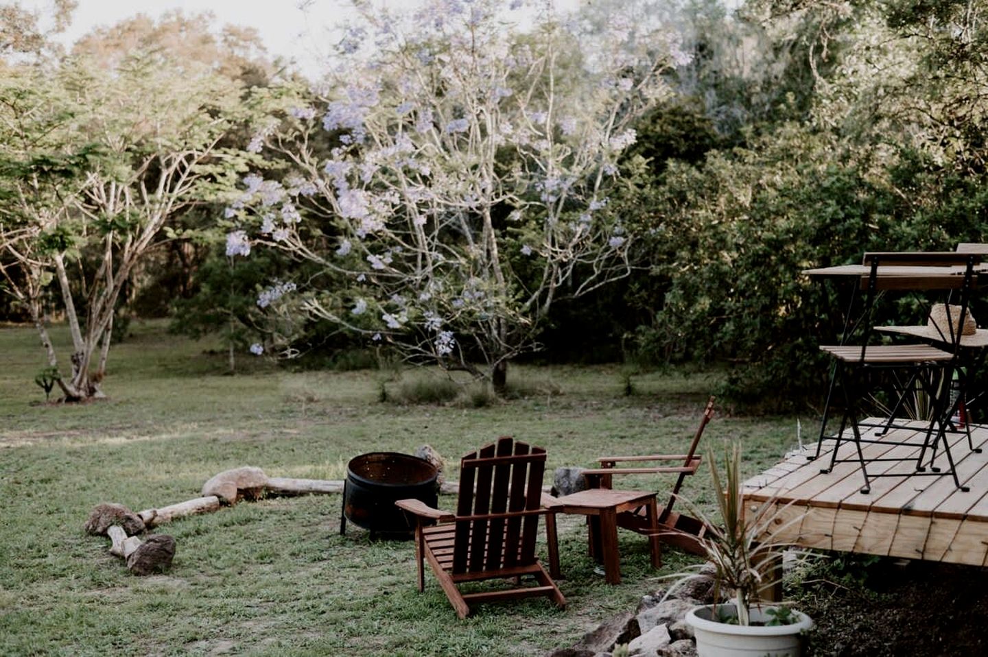 Tiny Glamping in Mount Perry, Ideal to Explore Mount Walsh National Park