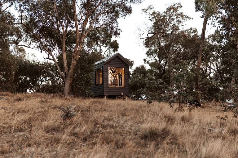 Tiny Houses (Australia, Metcalfe, Victoria)