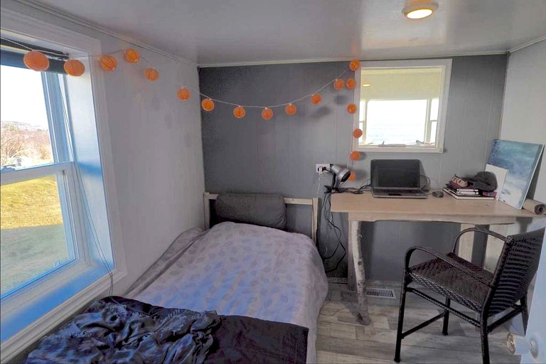 Cottages (Cape Breton Island, Nova Scotia, Canada)