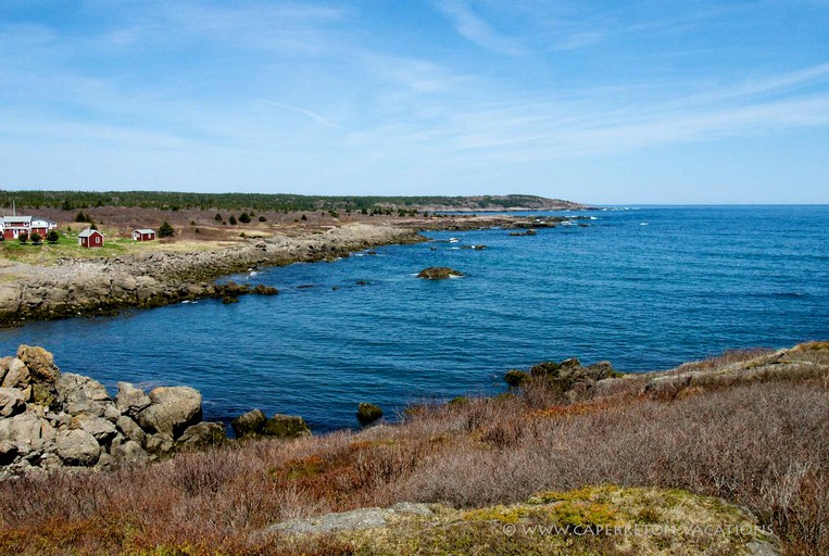 Cottages (Cape Breton Island, Nova Scotia, Canada)