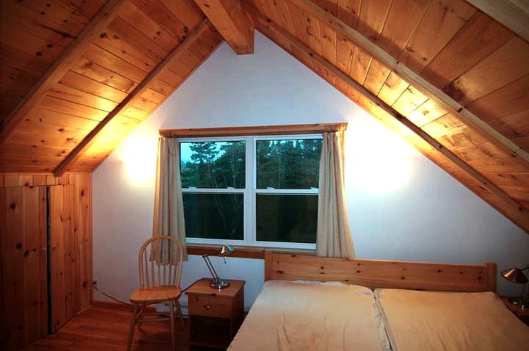 Cottages (Cape Breton Island, Nova Scotia, Canada)