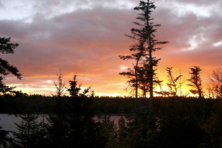 Cottages (Cape Breton Island, Nova Scotia, Canada)