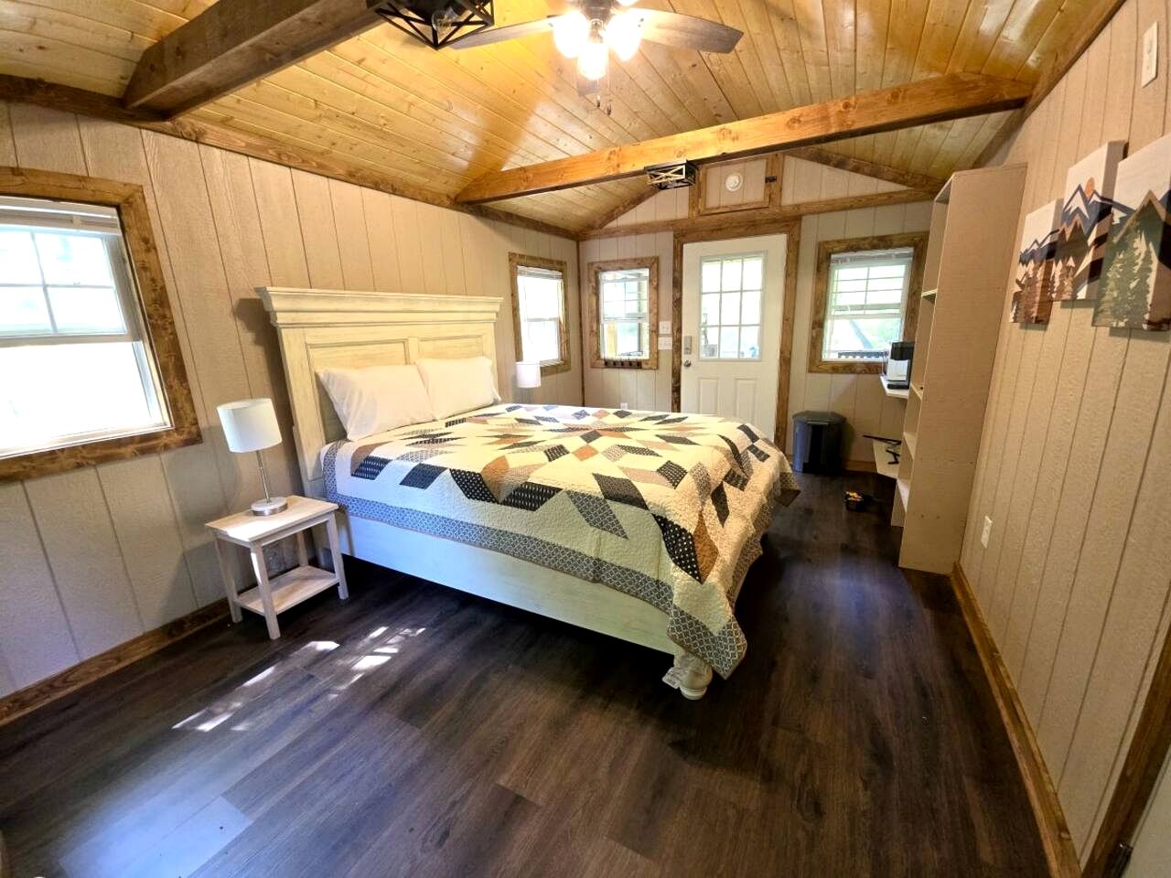 Tranquil Creekside Tiny House in the Appalachian Mountains, Perfect for a Weekend to Disconnect