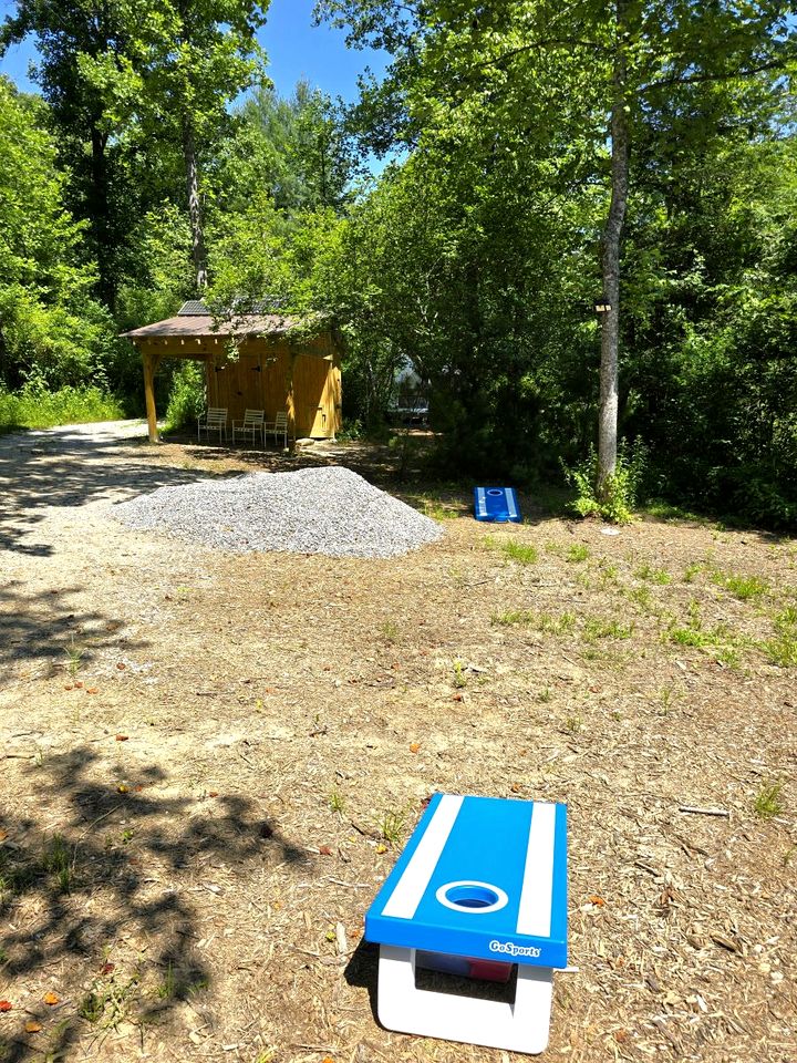 Tranquil Creekside Tiny House in the Appalachian Mountains, Perfect for a Weekend to Disconnect