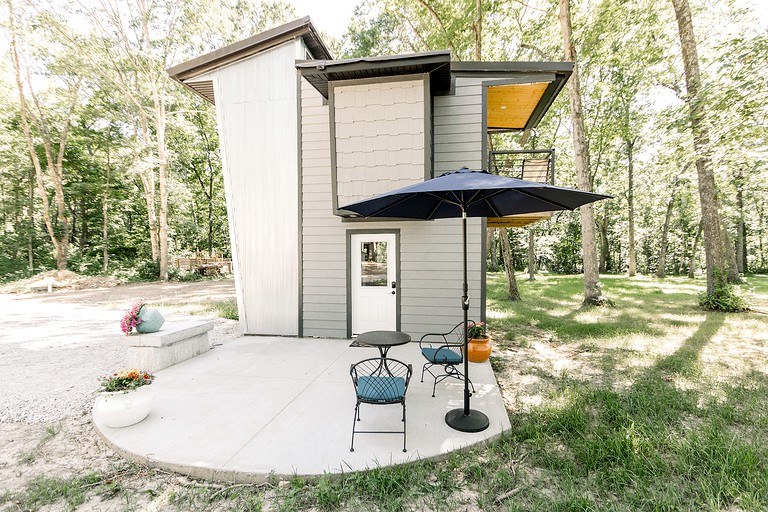 Charming Tiny House near Owensville, Missouri - Perfect for a Romantic Nature Escape