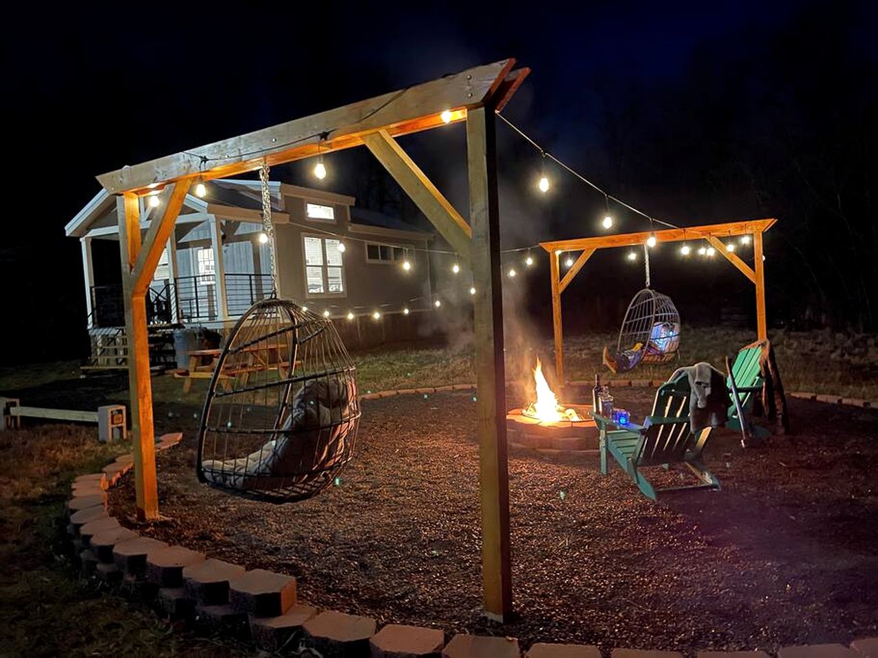 Cute Tiny House on Sixty Acres of Private Land for a Peaceful Glamping Getaway in Northern Mississippi