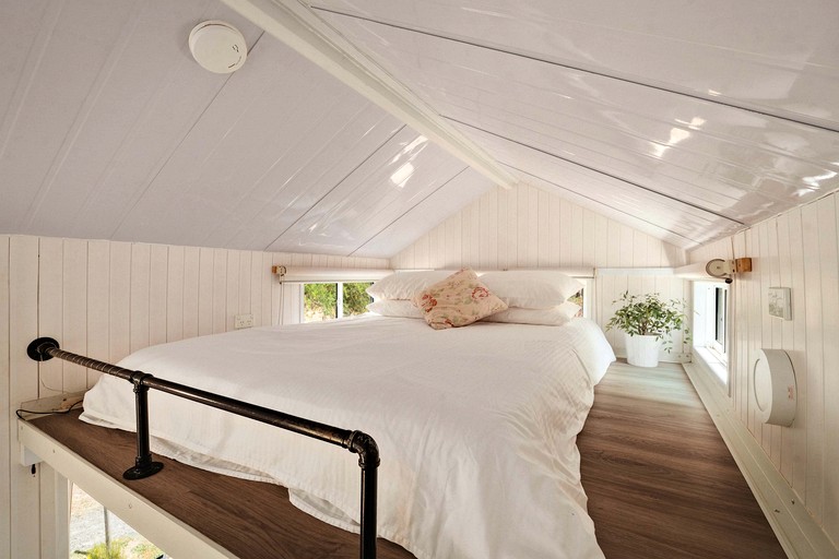 Tiny Houses (Australia, Korweinguboora, Victoria)