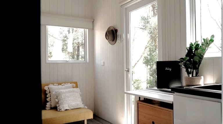 Tiny Houses (Australia, Sarsfield, Victoria)