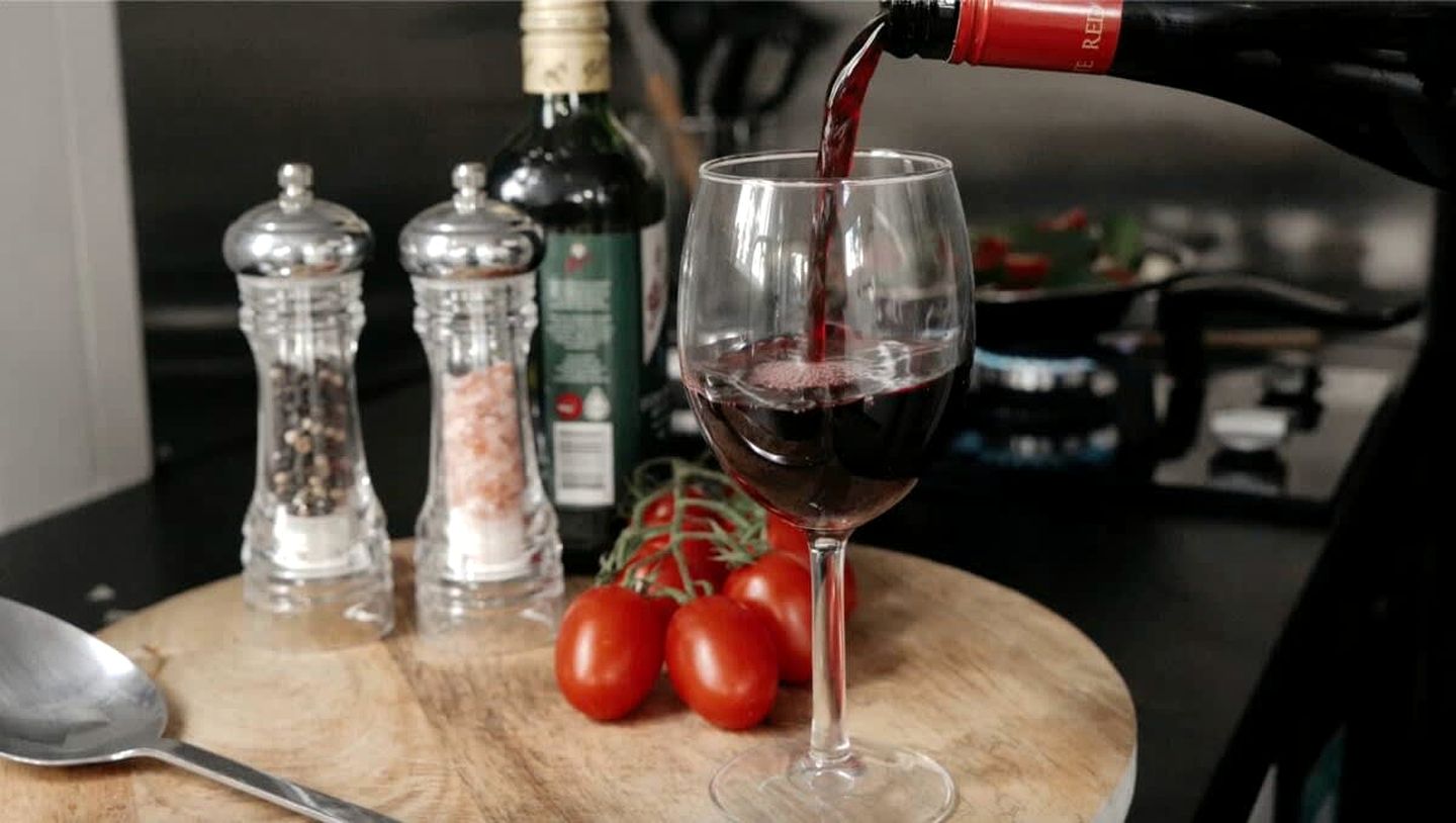 Minimalist Tiny Home Rental for Glamping in Victoria