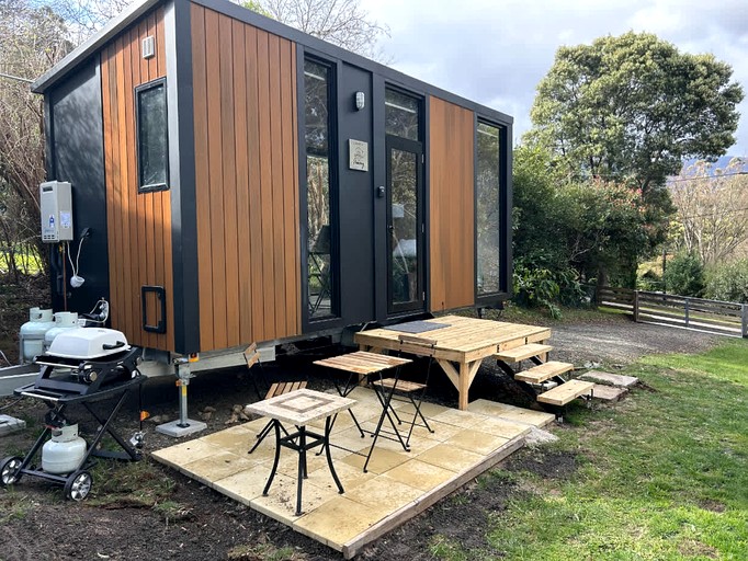 Outstanding Tiny House with Great Sights in Warburton, Victoria
