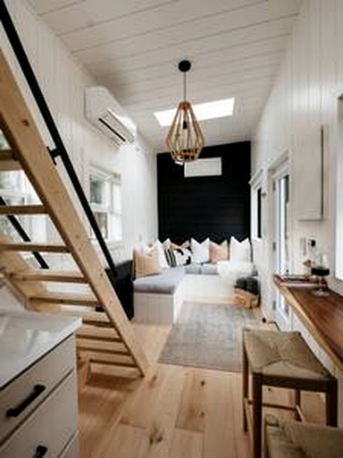 Tiny houses (Canada, Solmesville, Ontario)