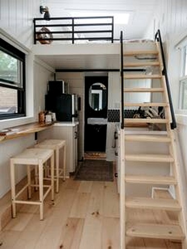 Tiny houses (Canada, Solmesville, Ontario)