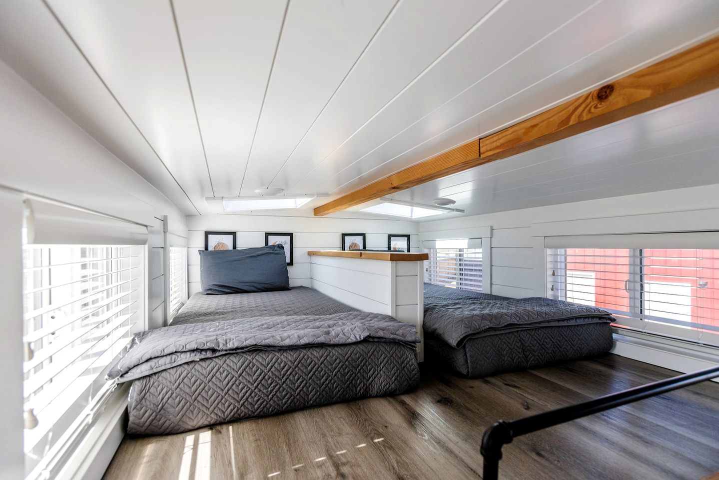 Tiny Home Paradise: Private Deck & Hot Tub Getaway in Utah's Scenic Beauty