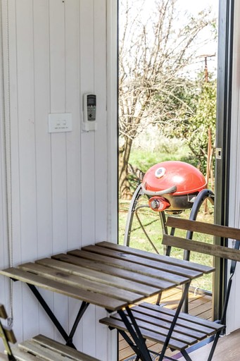 Tiny Houses (Australia, Canowindra, New South Wales)