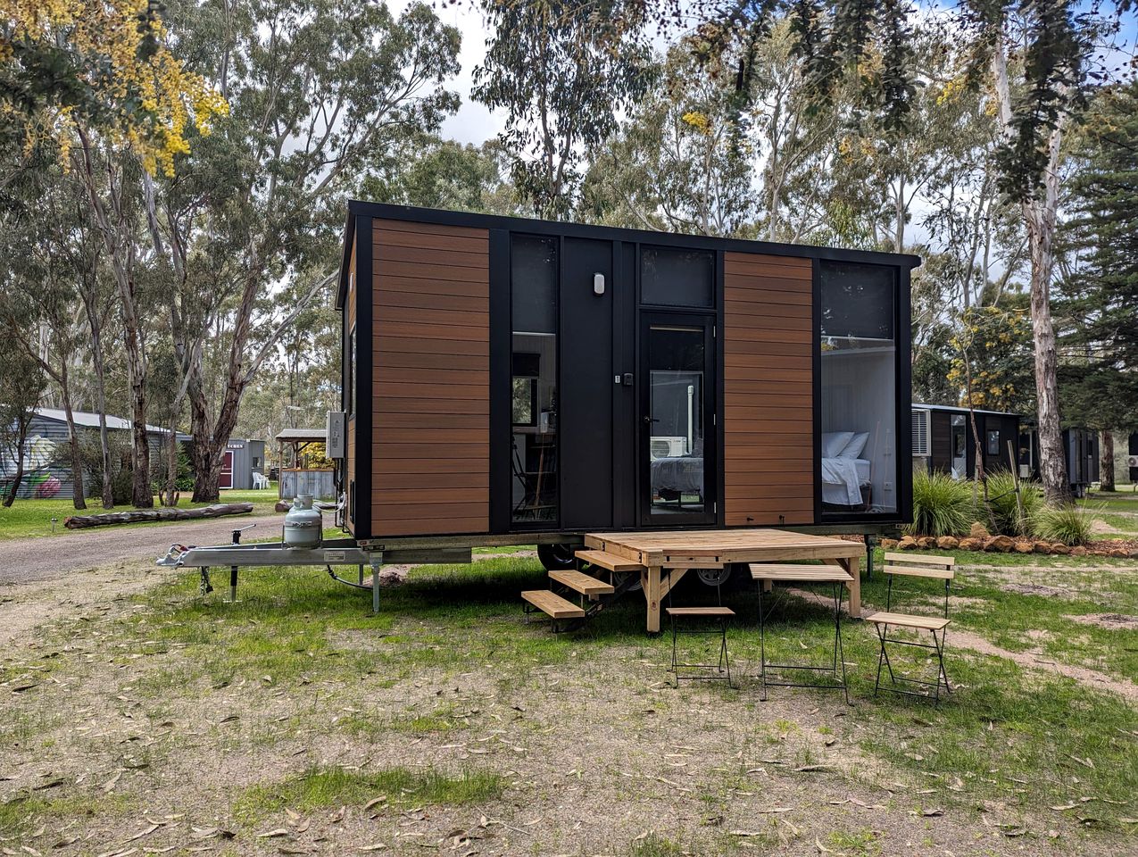 Wonderful Tiny House with Amazing Game Room in Victoria, Australia