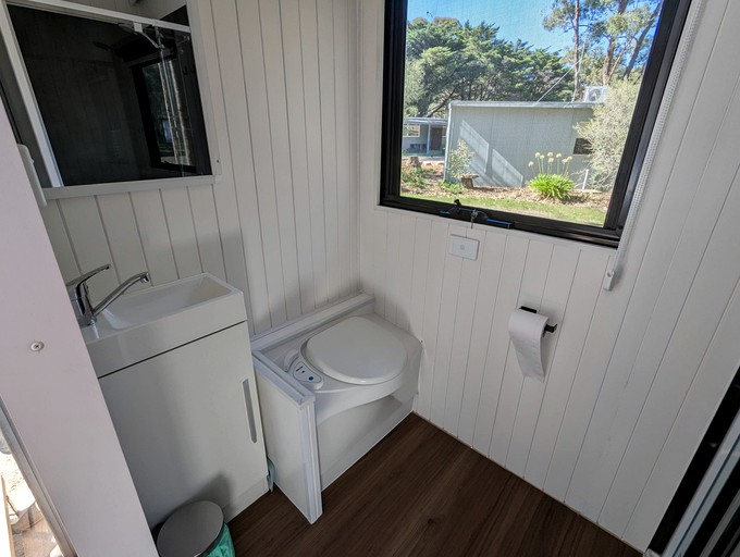 Tiny Houses (Australia, Dadswells Bridge, Victoria)