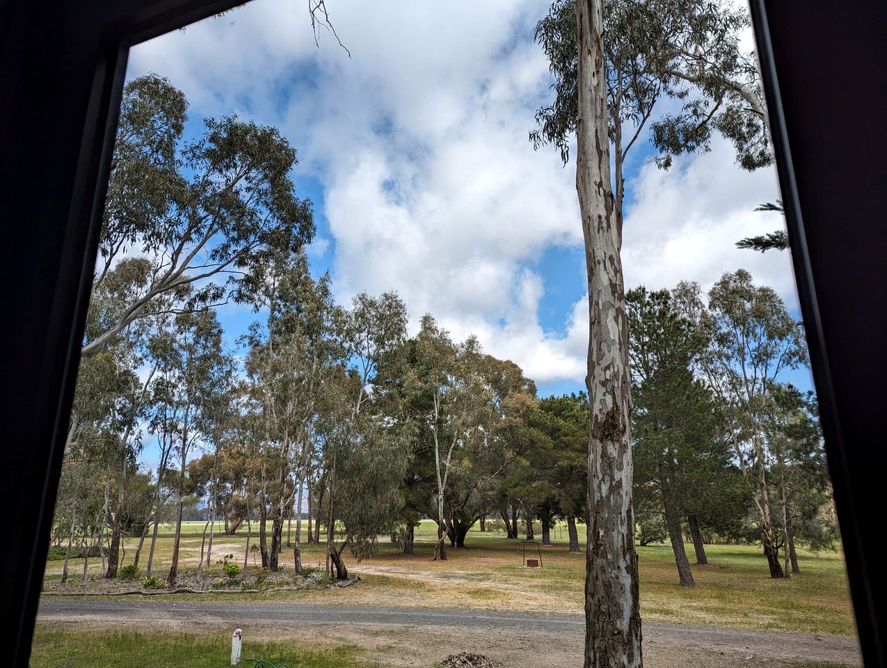 Amazing Tiny House with Outdoor Living Areas and Swimming Pool in Victoria, Australia