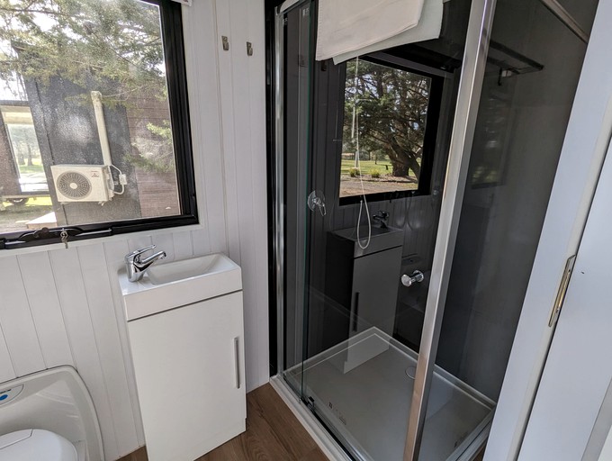 Tiny Houses (Australia, Dadswells Bridge, Victoria)