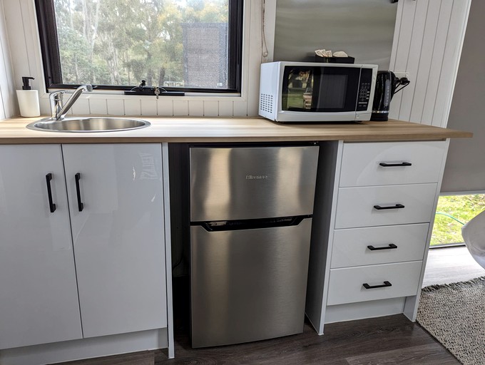 Tiny Houses (Australia, Dadswells Bridge, Victoria)