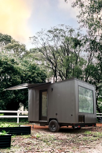Chic Tiny House with Fire Pit Ideal for a Couples Retreat in Texas