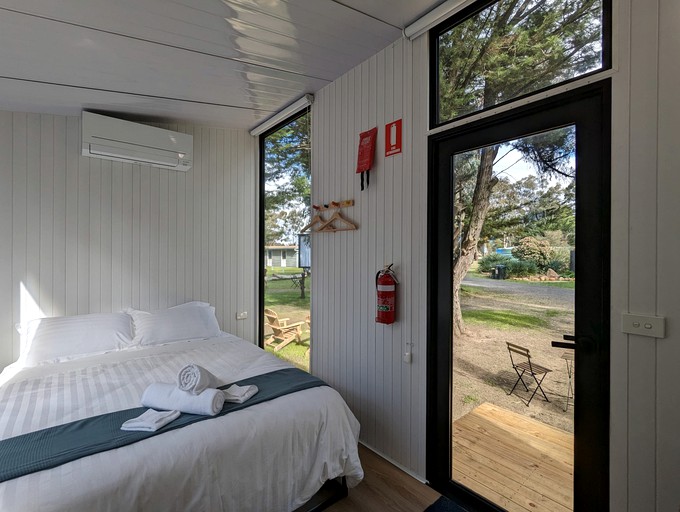 Tiny Houses (Australia, Dadswells Bridge, Victoria)