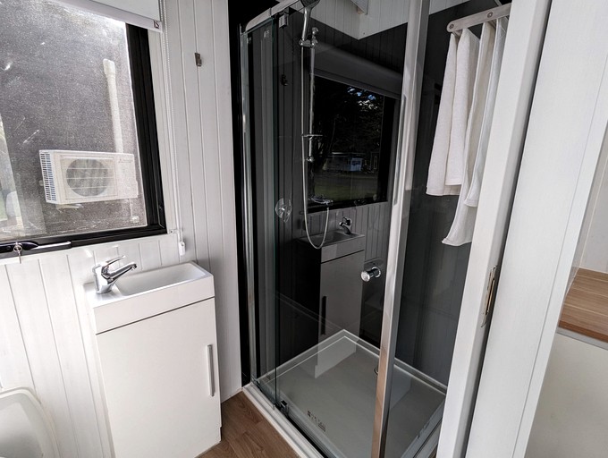 Tiny Houses (Australia, Dadswells Bridge, Victoria)