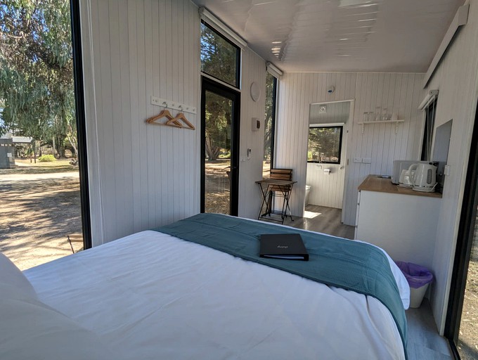 Tiny Houses (Australia, Dadswells Bridge, Victoria)