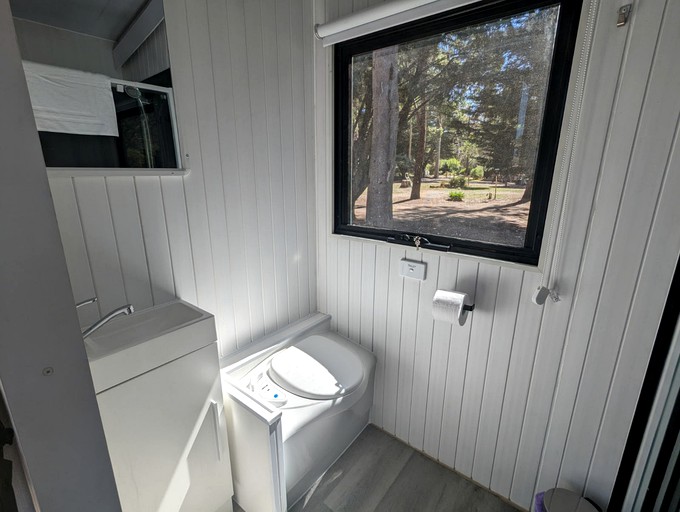 Tiny Houses (Australia, Dadswells Bridge, Victoria)