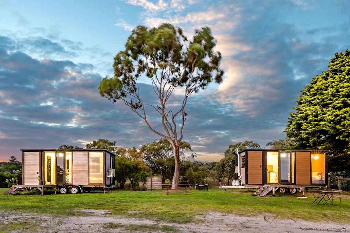 Cozy Tiny House Accommodation for Glamping in Victoria
