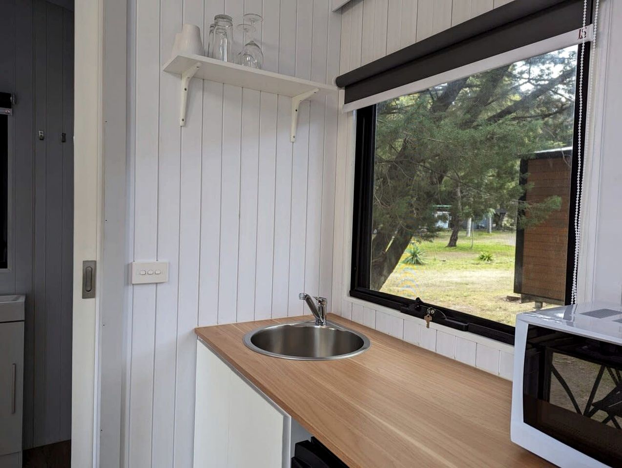 Tiny House Adventure in the Outback: Unique Australian Stay in Victoria