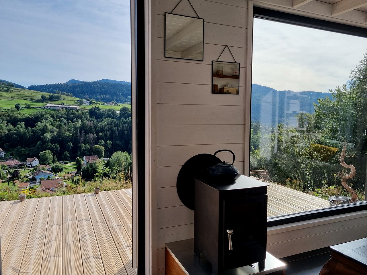 Cozy Tiny House with Incredible Panoramic Mountain Views in Saint Maurice Sur Moselle, France