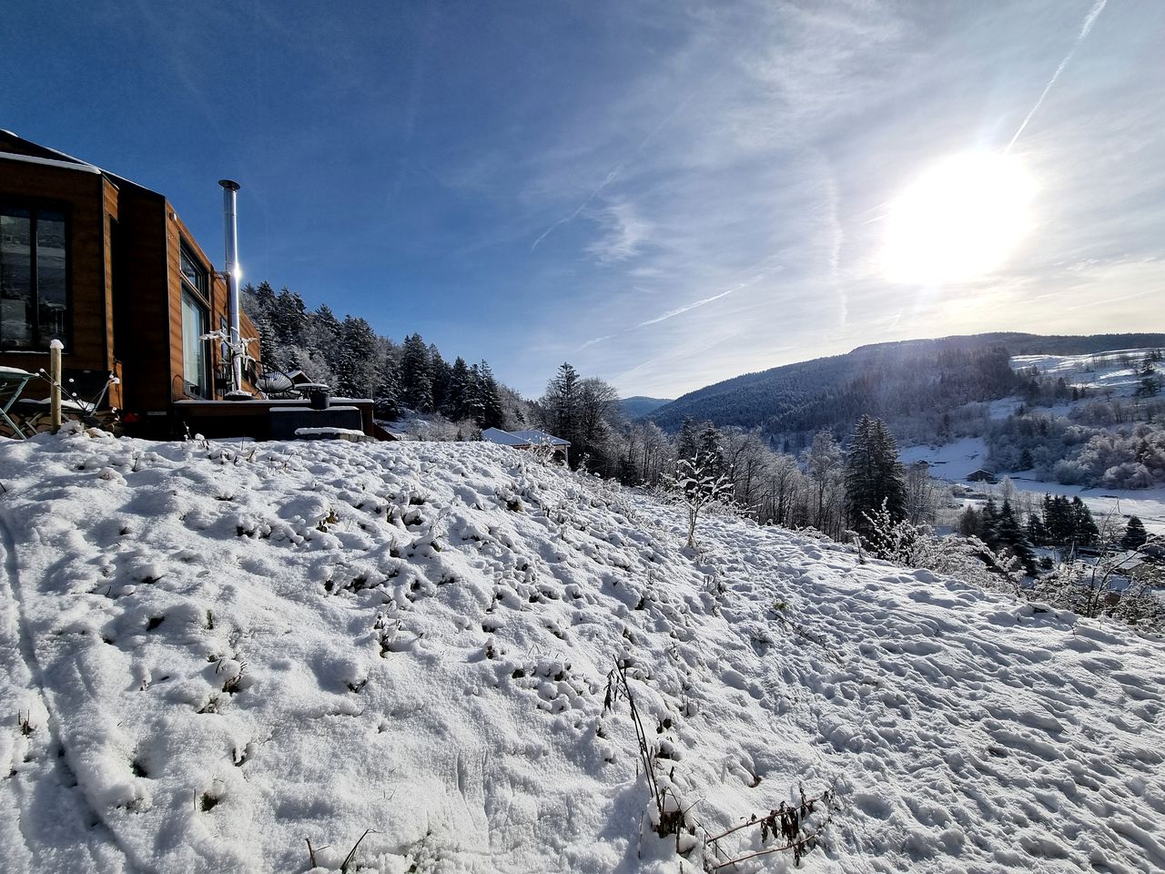 Cozy Tiny House with Incredible Panoramic Mountain Views in Saint Maurice Sur Moselle, France