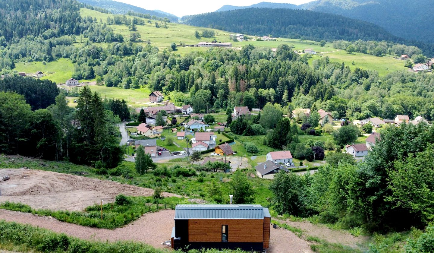 Cozy Tiny House with Incredible Panoramic Mountain Views in Saint Maurice Sur Moselle, France