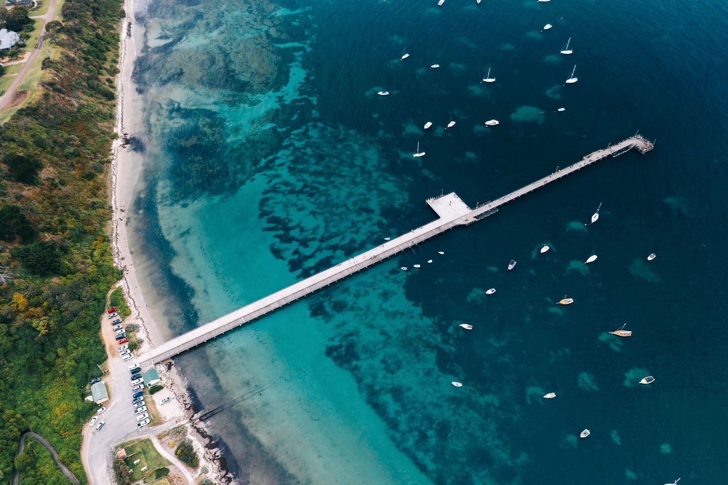 Luxury Tiny House Rental with Big Views for Victoria Glamping