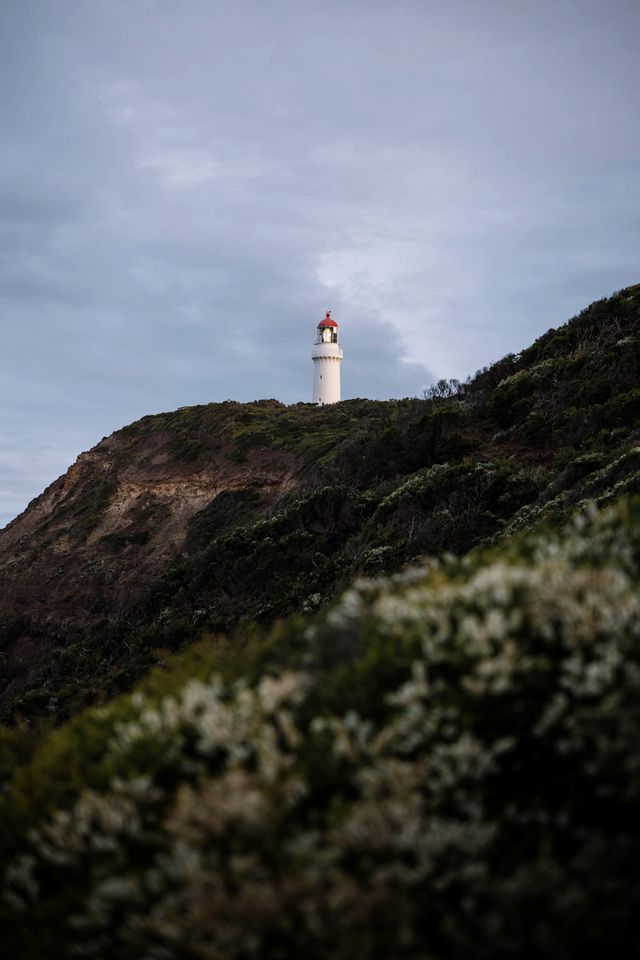 Luxury Tiny House Rental with Big Views for Victoria Glamping