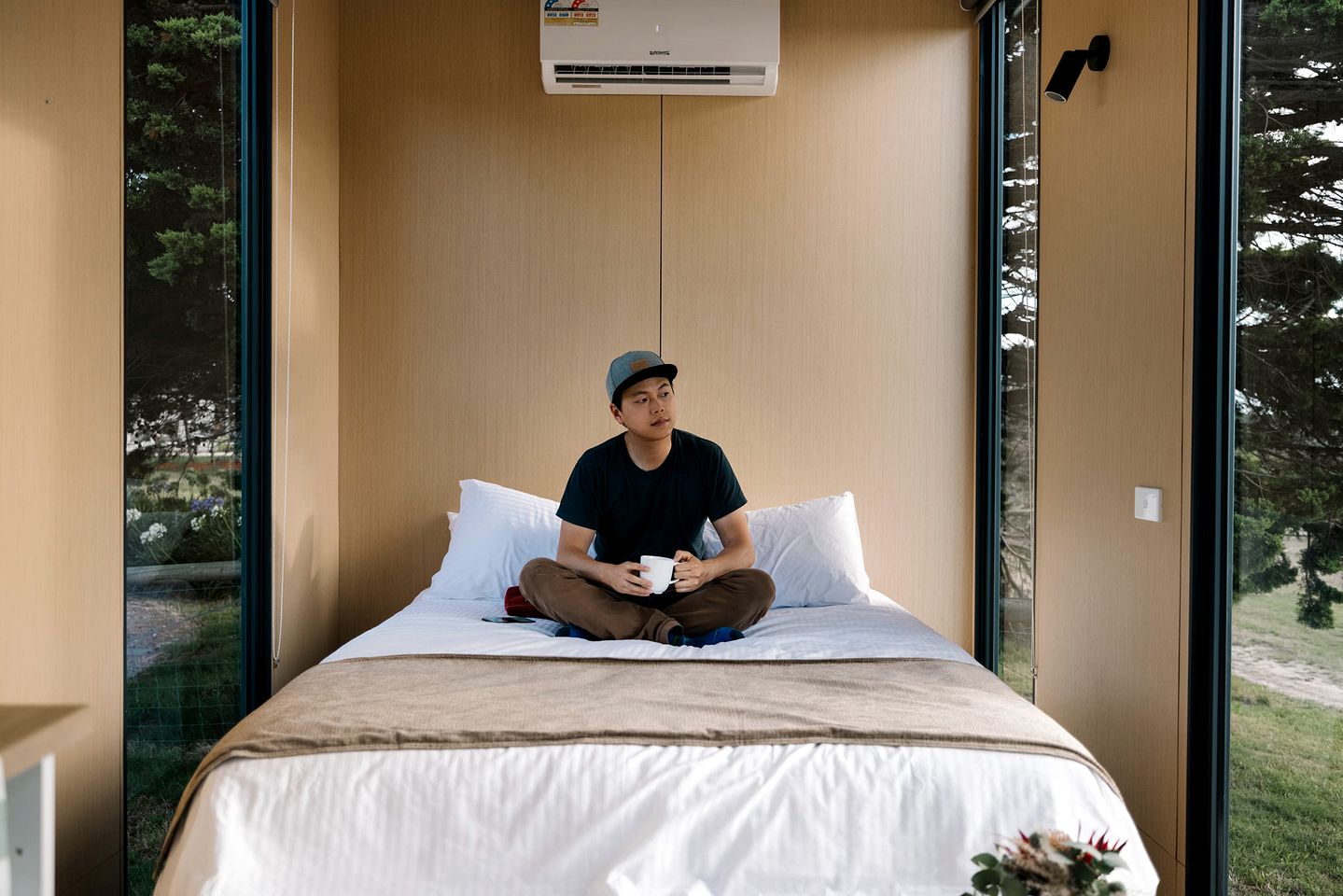 Luxury Tiny House Rental with Big Views for Victoria Glamping