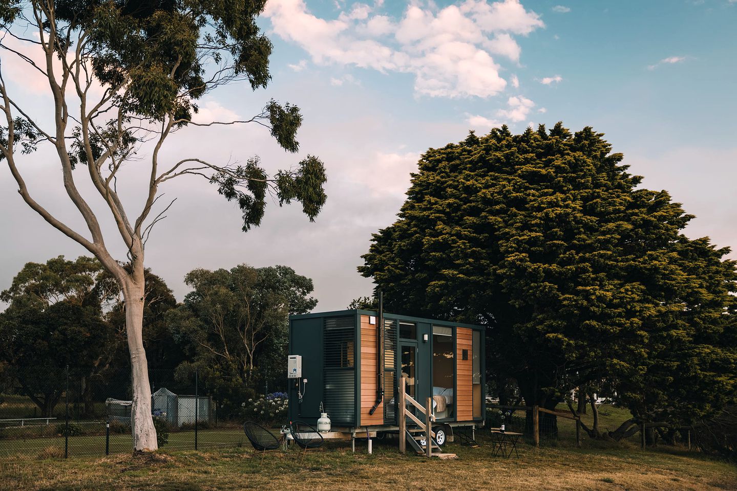 Cozy Tiny House Accommodation for Glamping in Victoria