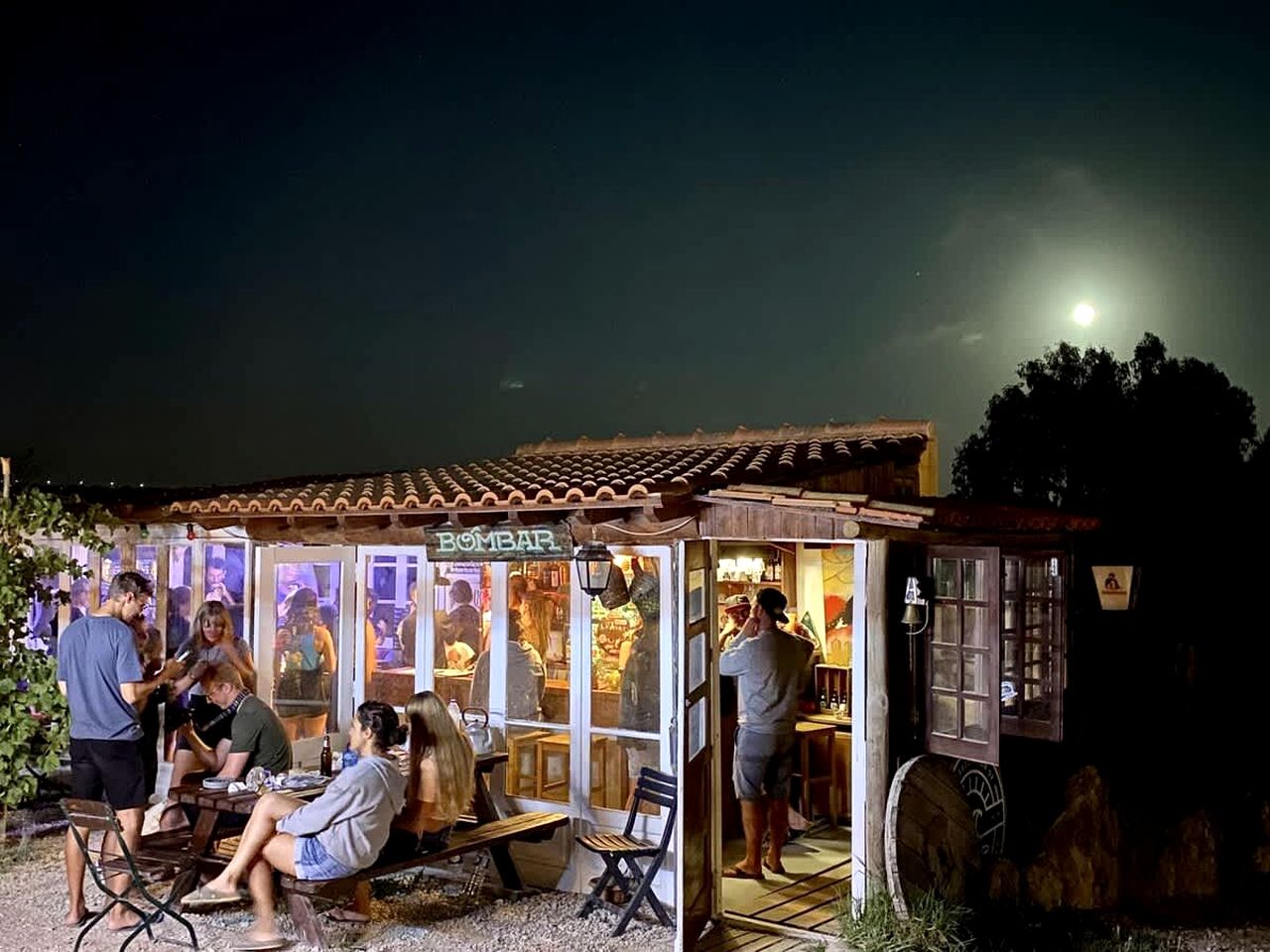 Cozy Tiny House on a Local Surf Camp near Lisbon, Perfect for a Portuguese Glamping Retreat