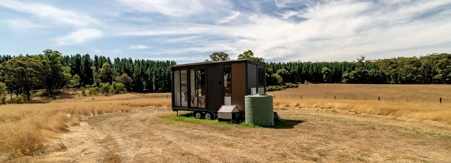 Tiny House Farm Stay for a Glamping Holiday in Bunding, Victoria