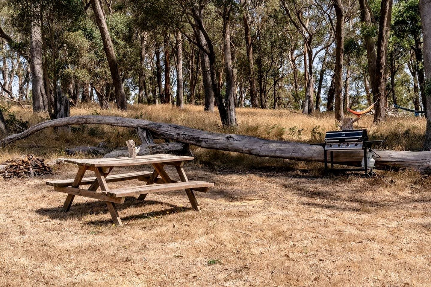 Tiny House Farm Stay for a Glamping Holiday in Bunding, Victoria