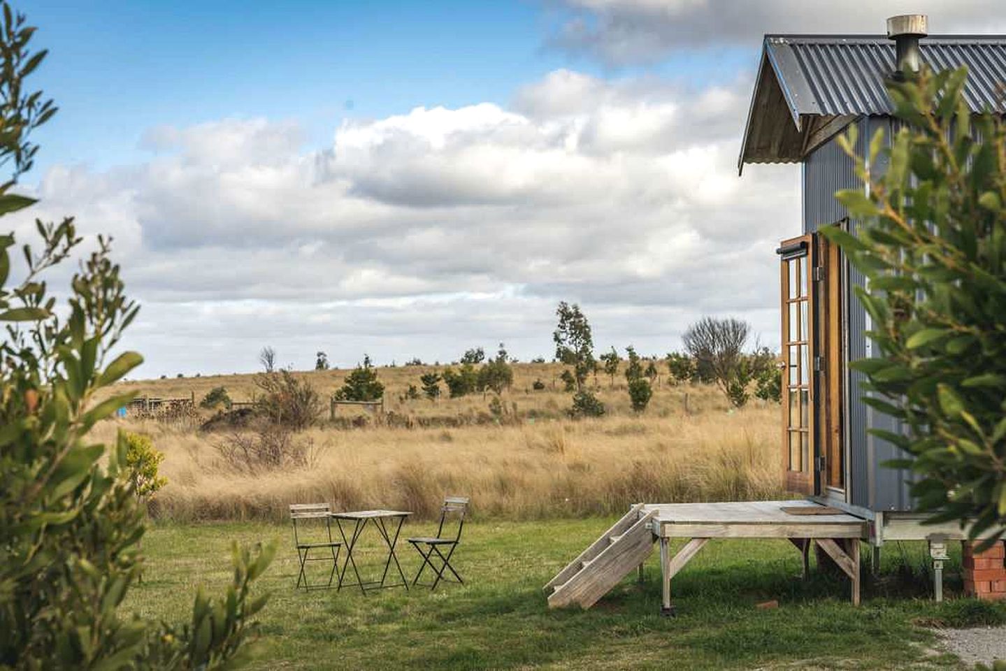 Cosy Tiny House for a Goat Farm Stay near Melbourne