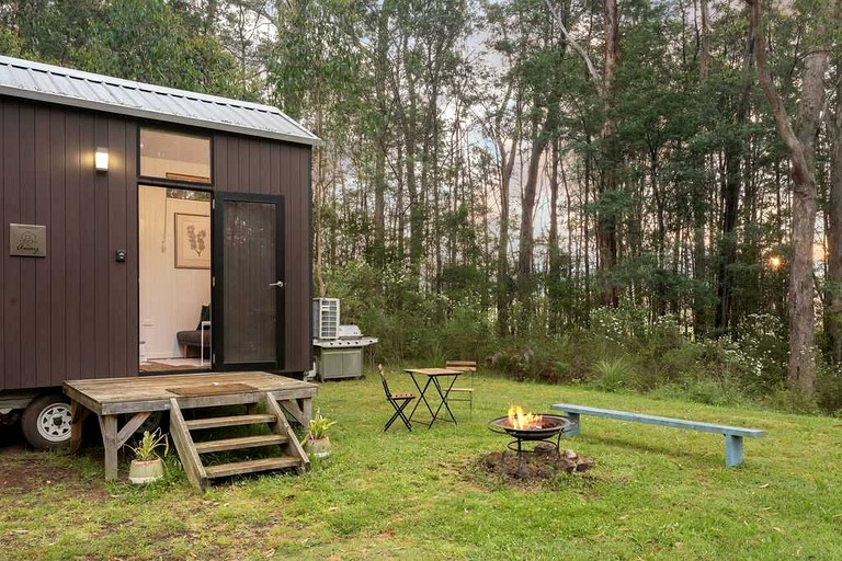Tiny Houses (Australia, Toolangi, Victoria)