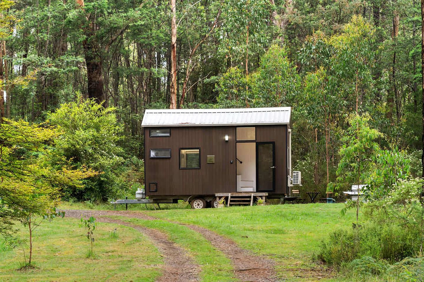 Rustic Tiny House near Toolangi State Forest for Glamping in Victoria