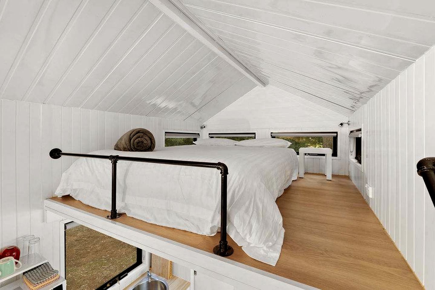 Rustic Tiny House near Toolangi State Forest for Glamping in Victoria