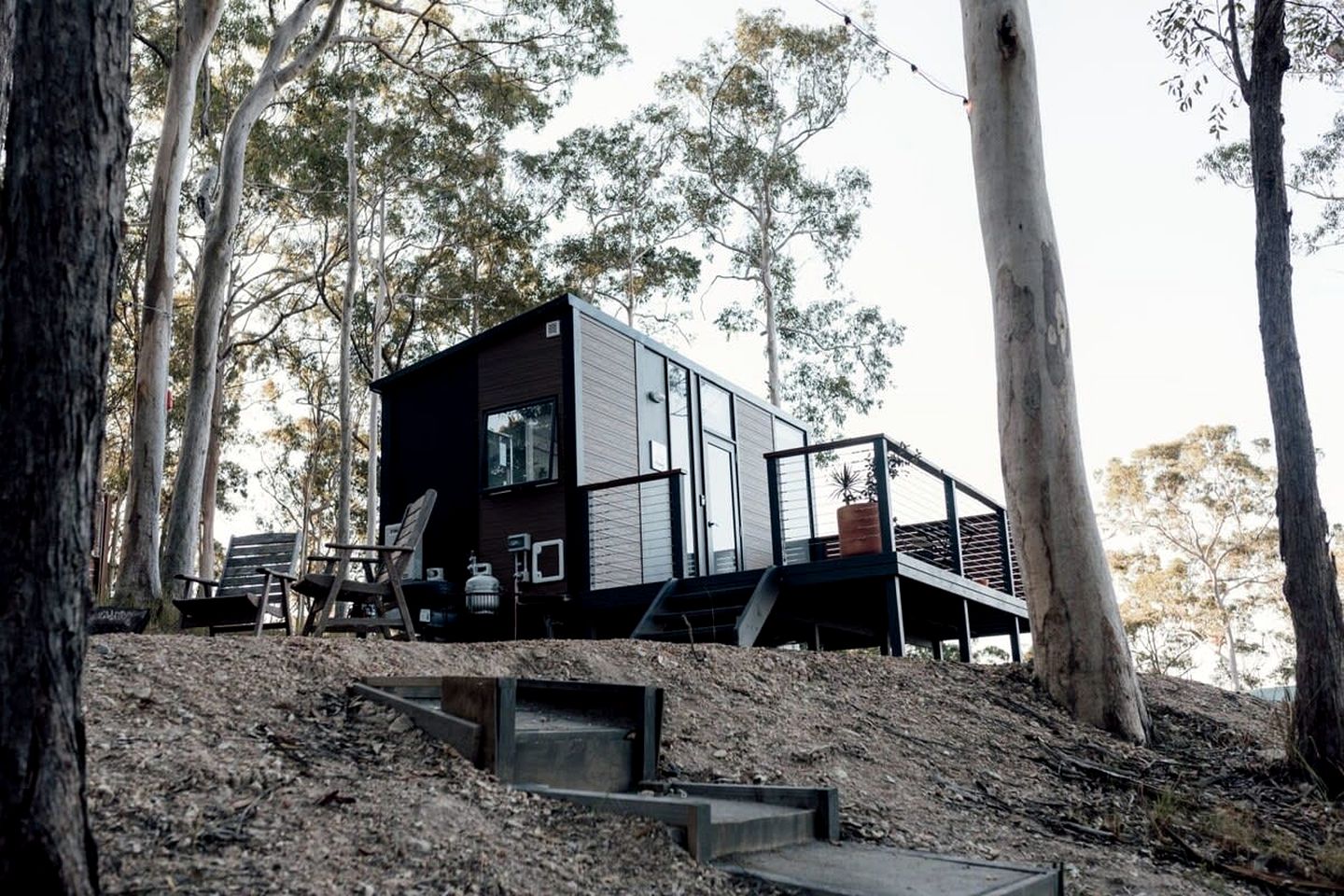 Modern Tiny House Perfect for Couples Glamping in Tamborine, Australia
