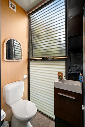 Tiny Houses (Australia, Flowerdale, Victoria)