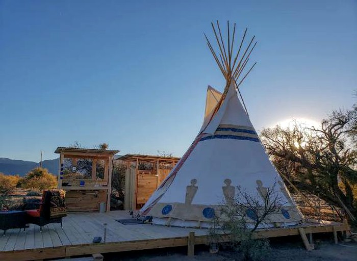 Tipis (Sandy Valley, Nevada, United States)